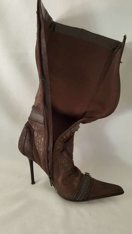 A beautiful and very sexy pair of brown ladies 1to3 mid-calf "studded" stiletto heel zip-up boots