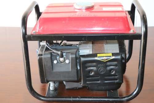 A Sunny SN1800 petrol generator in full working condition - up to 6 hours of power! - RS17Sale