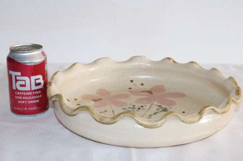 Great pottery display plate - stunning in your kitchen/ living room - in great condition - RS17Sale