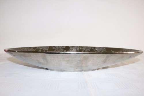 An lovely silver coloured porcelain tray/ cake plate with ornate detailing on it - RS17Sale