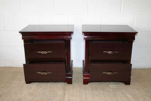 Two wonderful modern single drawer bedside pedestals in amazing condition - Price/pedestal