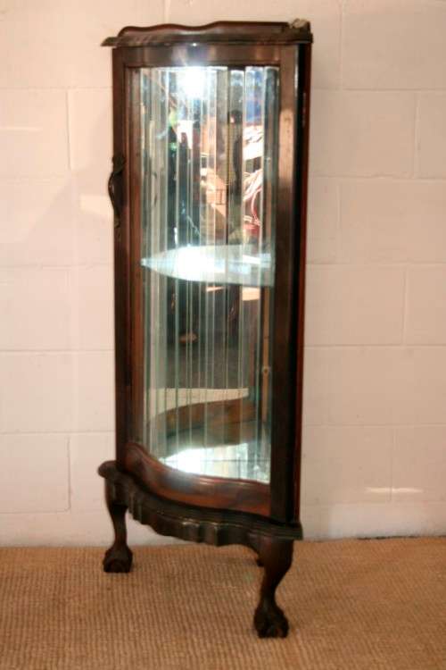An awesome solid Imbuia ball & claw glass door corner display cabinet in great condition!