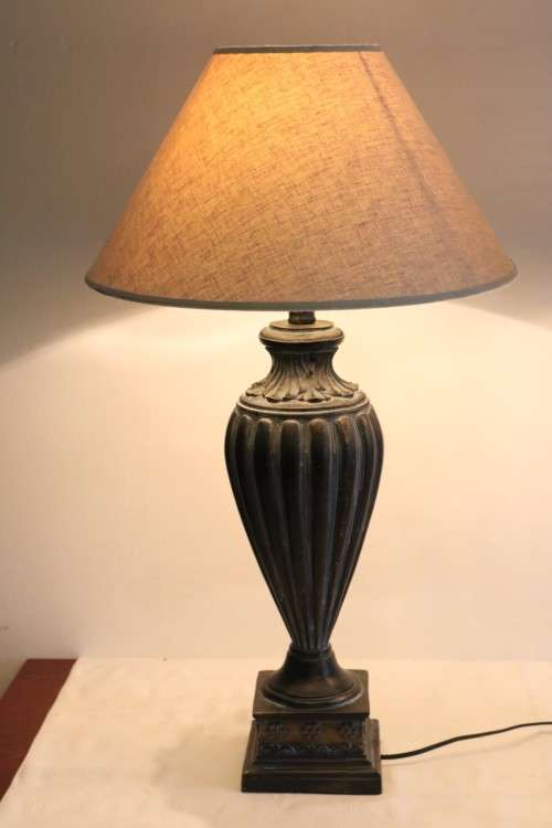 2x magnificent tall table lamps w/ gorgeous lampshades - amazing in your living room - price/lamp