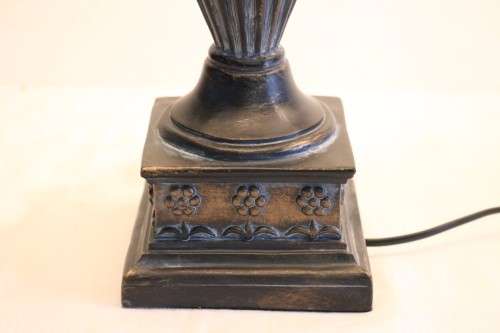2x magnificent tall table lamps w/ gorgeous lampshades - amazing in your living room - price/lamp