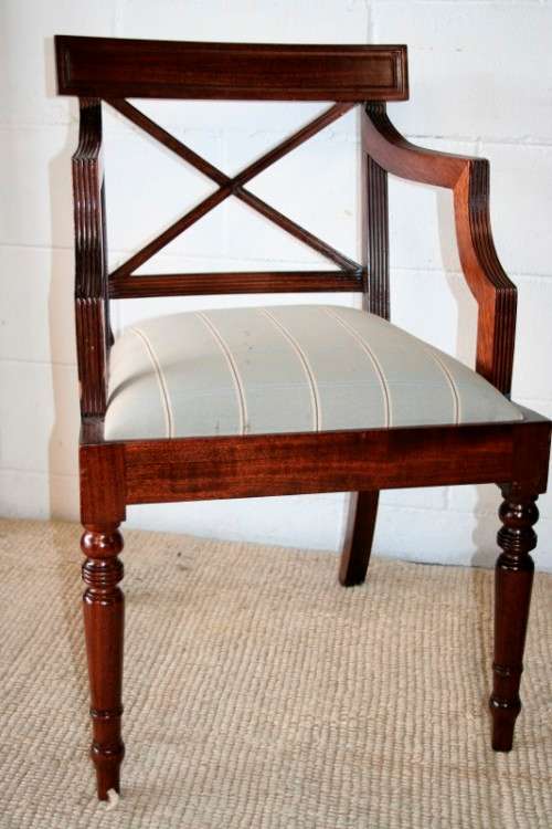 2x original Hans v/d Merwe mahogany Georgian style carver chairs, perfect visitor chair! price/chair
