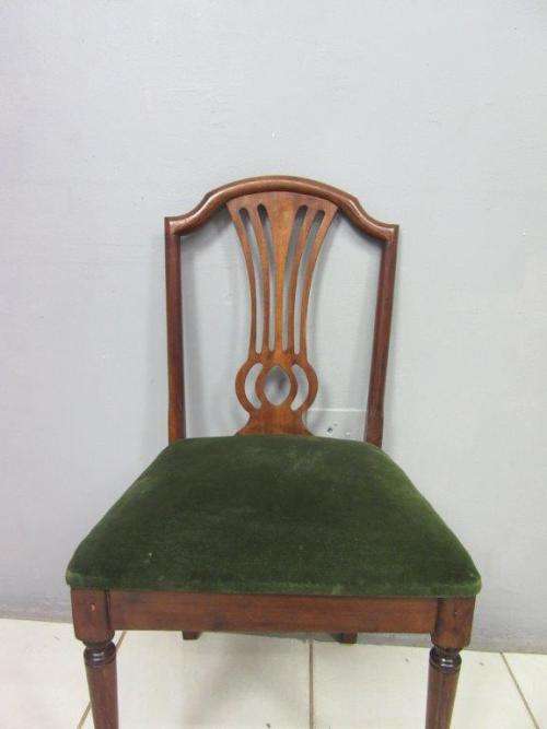 A wonderful vintage Hepplewhite revival occasional chair with an upholstered seat - lovely