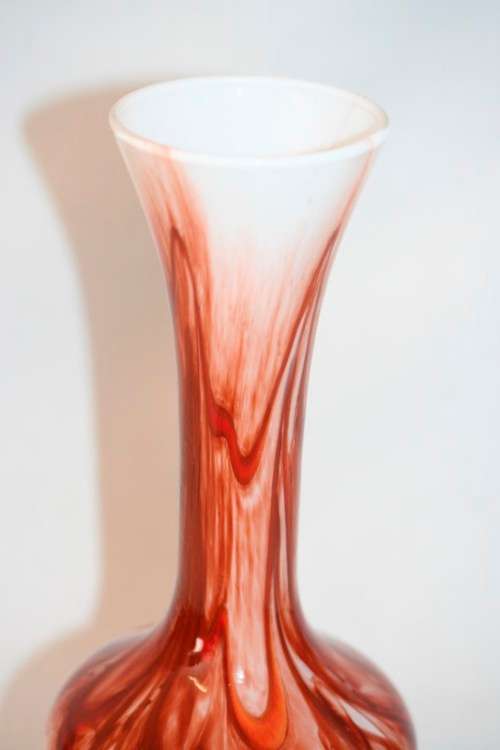 A stunning white and burnt orange "swirled" glass vase in excellent condition - RS17Sale