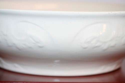 A beautiful X-large (39.5cm) Belgian made Royal Boch "Classic" Ivory porcelain bowl = Stunning!!!