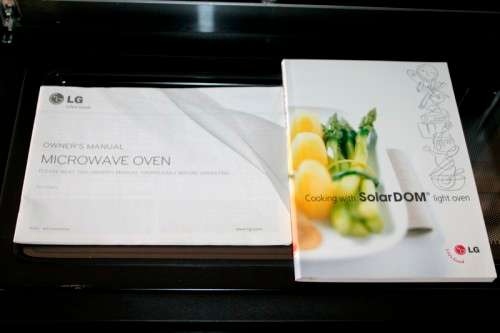 A superb LG "Solardom" model: MP-9485S 34L silver combo Microwave oven in excellent condition