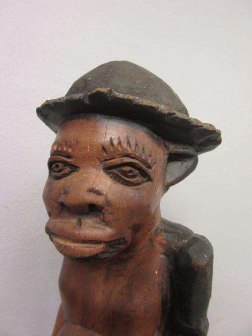 A stunning tall hand made "African carving" wooden figurine in great condition - RS17Sale