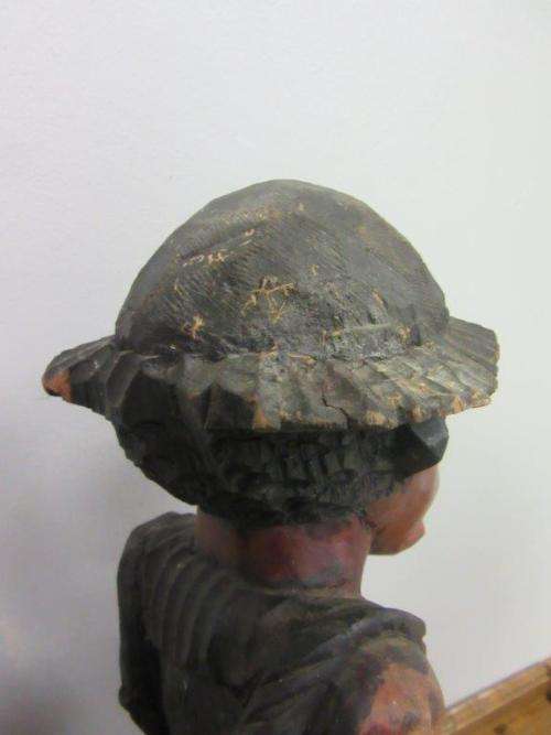 A stunning tall hand made "African carving" wooden figurine in great condition - RS17Sale