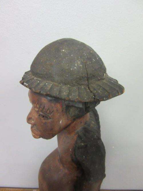 A stunning tall hand made "African carving" wooden figurine in great condition - RS17Sale