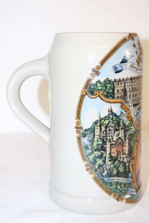 Magnificent vintage German made stoneware beer tankard w/ traditional hand glazed detailing RS17Sale