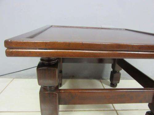 A beautiful well-made vintage/ retro wooden coffee/ occasional table - looks stunning! - RS17Sale