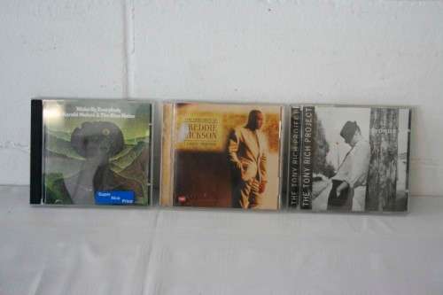 An incredible collection of 47x assorted CD's including local, international and African artists