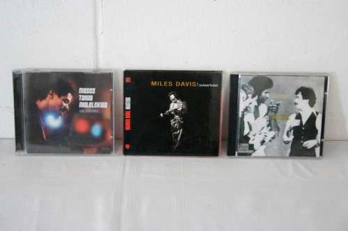 A stunning collection of 45x assorted CD's including local, international and African artists