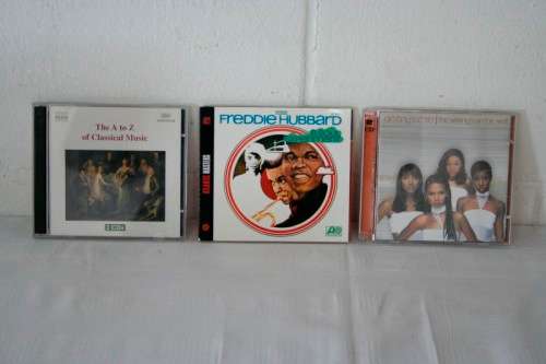 An awesome collection of 46x assorted CD's including local, international and African artists