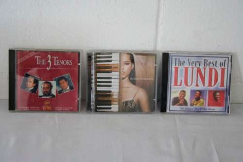 An awesome collection of 46x assorted CD's including local, international and African artists