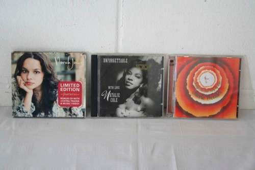 An awesome collection of 46x assorted CD's including local, international and African artists