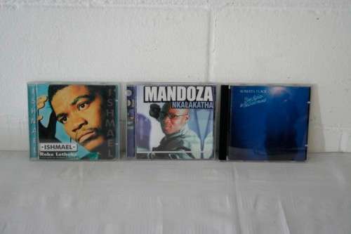 An awesome collection of 46x assorted CD's including local, international and African artists
