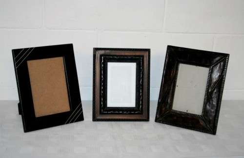 Beautiful set of 3x assorted free-standing photo/ picture frames in wonderful condition - RS17Sale