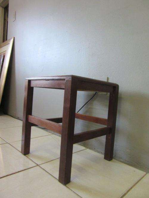 **RA17** A Stunning & well made vintage cognac oak riempie foot stool with leather riempies