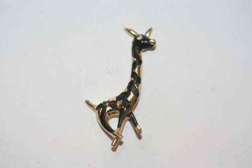 **RS17** A collection of 5x  vintage ladies brooches incl. a stone brooch, in gorgeous condition!