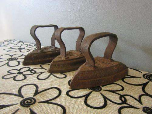 Three fantastic and very collectable vintage/ antique cast iron coal stove clothes iron - price/iron
