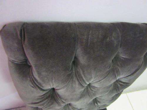 **RS17** A marvellous skirted Parson's chair w/ a button back and beautiful upholstery