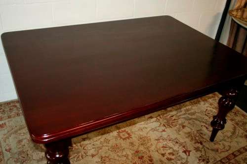 A fantastic large 6 to 8-seater mahogany dining table w/ stunning carved & detailed legs - RS17Sale