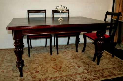 A fantastic large 6 to 8-seater mahogany dining table w/ stunning carved & detailed legs - RS17Sale