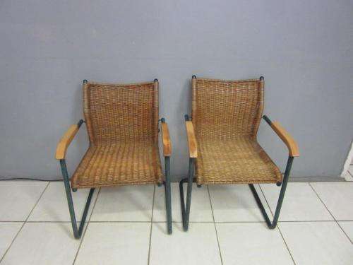 Two stunning wicker arm chairs in stunning condition - extra seating in the house - price/chair