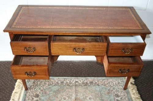 A superb original Edwardian "James Phillips" Sheraton ladies desk with leather top & inlay detailing