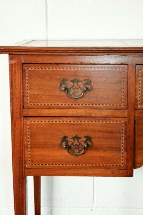 A superb original Edwardian "James Phillips" Sheraton ladies desk with leather top & inlay detailing