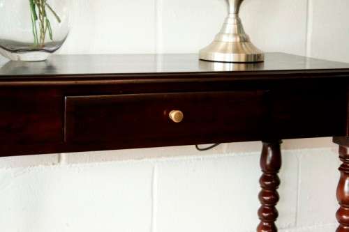 A beautiful and stylish single-drawer console/ hall table with gorgeous turned "bobbin" legs