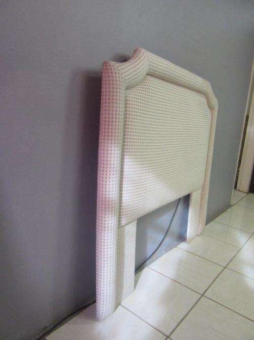 An awesome upholstered "Belgrave" headboard in a quality fabric. Very eye-catching! - RS17Sale