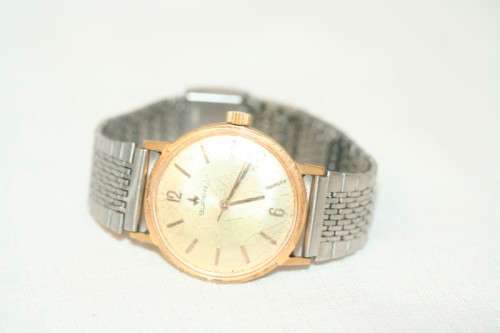 A superb vintage (1960's) gold plated gents Swiss made Buren wrist watch w/ a stainless steel strap