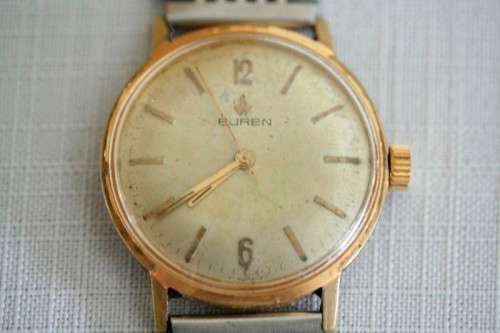 A superb vintage (1960's) gold plated gents Swiss made Buren wrist watch w/ a stainless steel strap