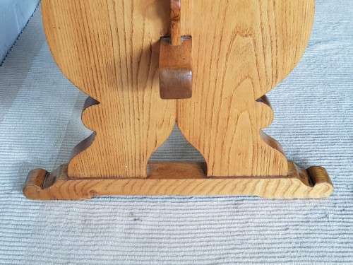 A well-made Oak coffee/ occasional table - perfect for a table lamp or a vase with flowers!