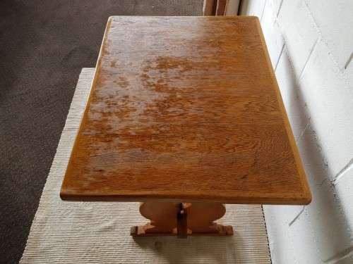 A well-made Oak coffee/ occasional table - perfect for a table lamp or a vase with flowers!
