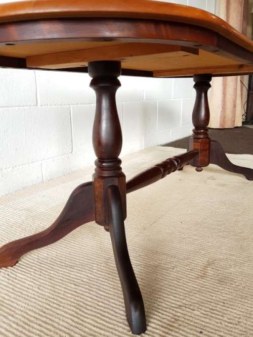 An awesome vintage Yellowwood and Imbuia center coffee table in good condition