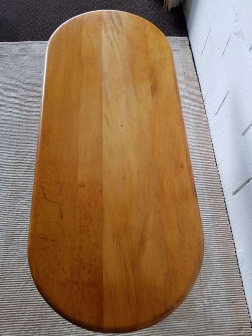 An awesome vintage Yellowwood and Imbuia center coffee table in good condition