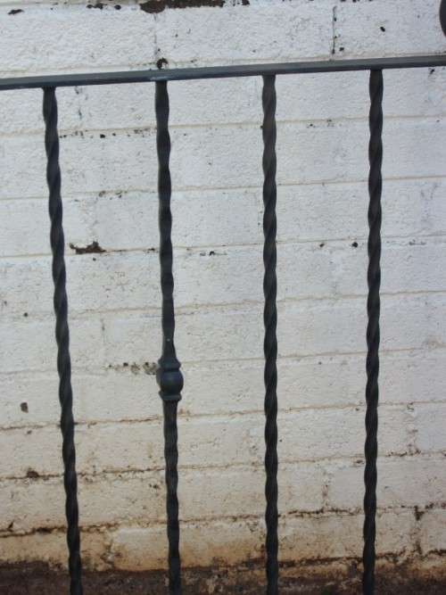 A superb 'job lot' of top-quality solid wrought iron balustrade sections (40 meters) RS17Sale