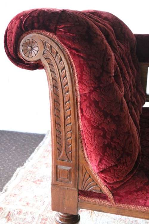 **RS17_Clearance** Edwardian antique carved oak chaise longue w/ period red velvet upholstery