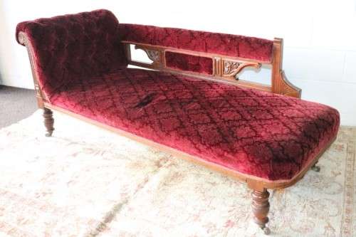 **RS17_Clearance** Edwardian antique carved oak chaise longue w/ period red velvet upholstery