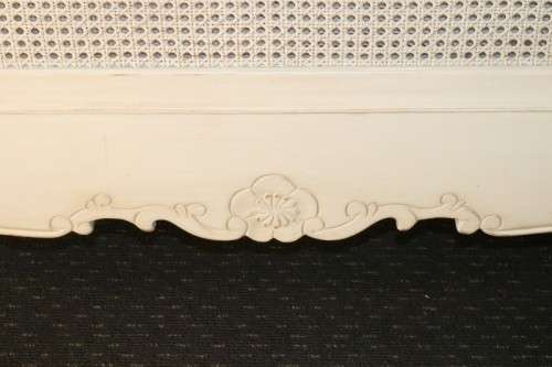 A magnificent "Block and Chisel" King-size bed set. frame, headboard, footboard and mattress!RS17Bed
