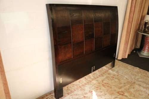 A stylish Oak finished wooden Queen Size headboard - amazing in a modern bedroom!RS17Bed