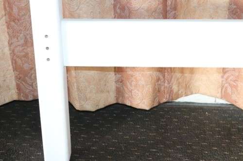 A lovely white painted wooden Queen Size bed headboard and footboard - stylish! - RS17Sale