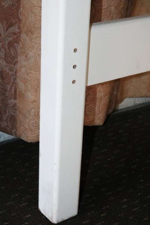 A lovely white painted wooden Queen Size bed headboard and footboard - stylish! - RS17Sale