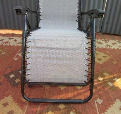 Five stunning metal and mesh reclining outdoor pool loungers in great condition - price/recliner